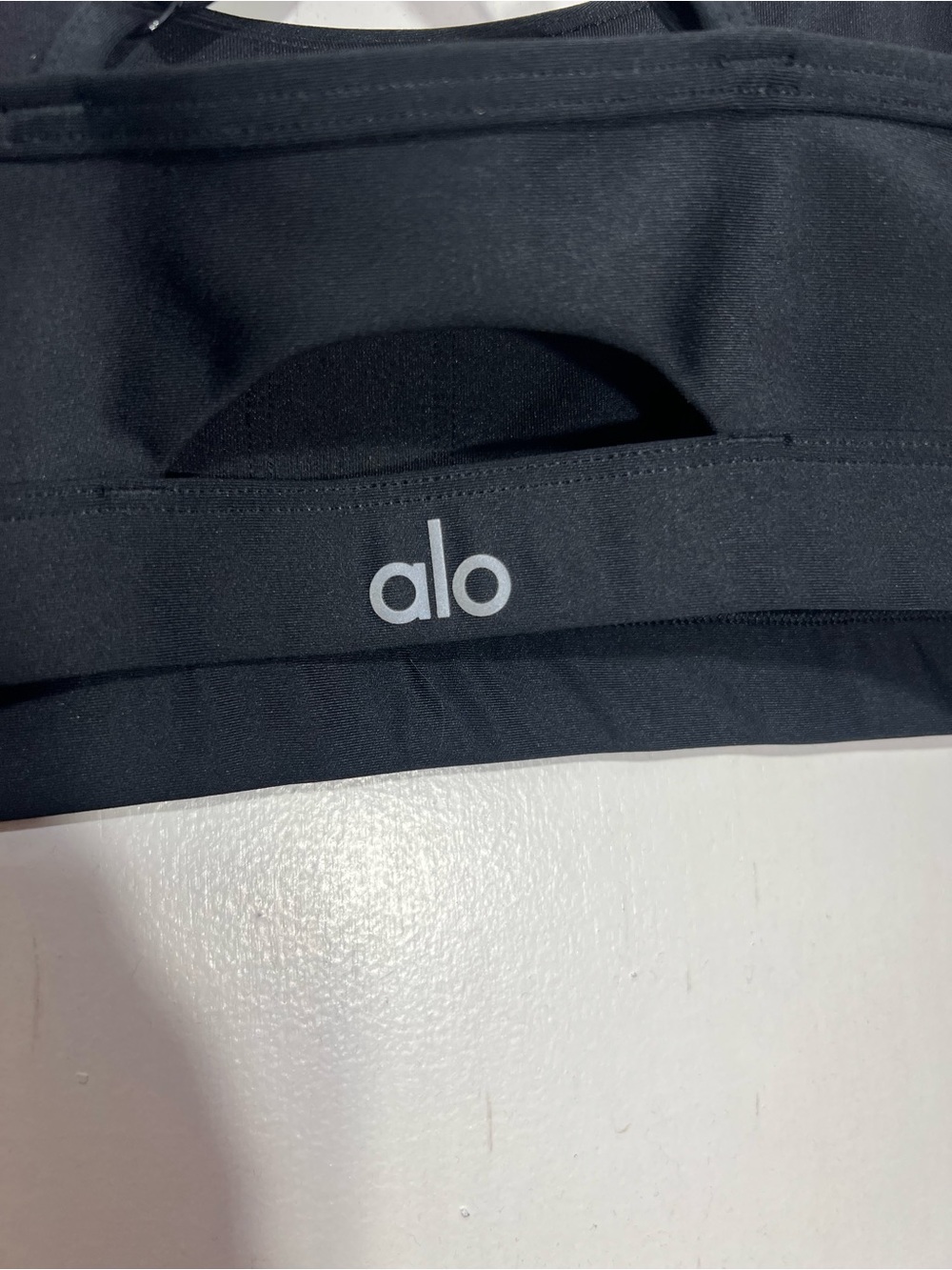 Alo yoga Airlift Intrigue Bra size M - Picture 6 of 8
